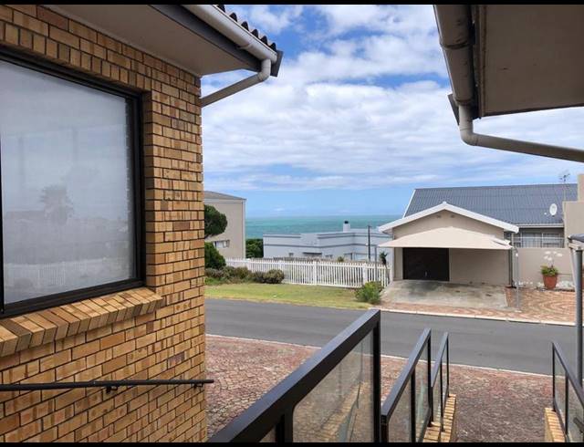 4 BEDROOM HOUSE FOR SALE IN FRANSKRAAL